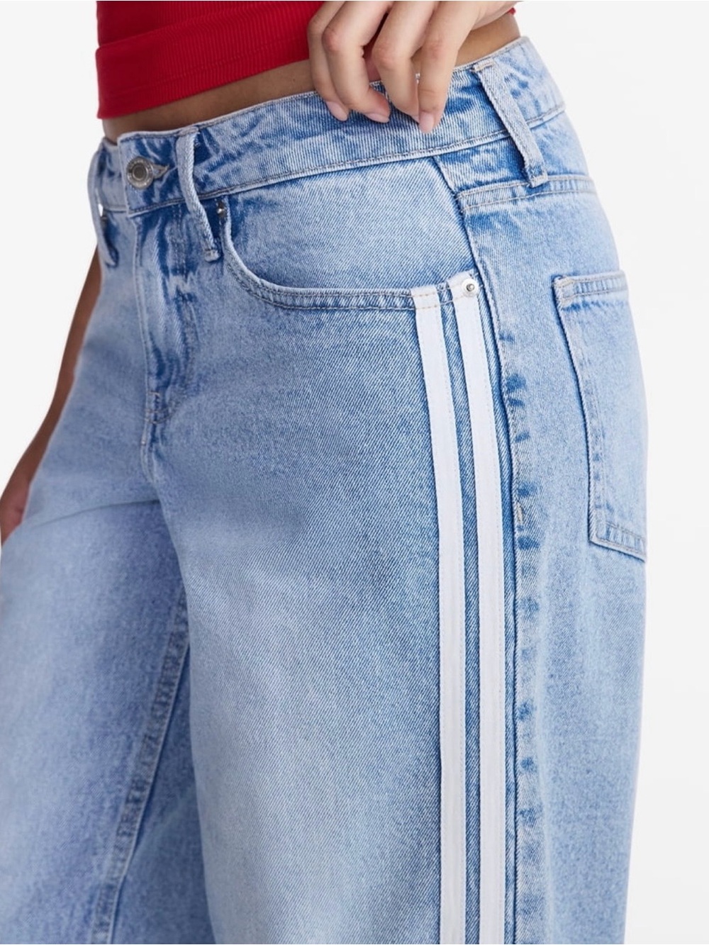 No Boundaries Size 0 Light Blue Wide Leg Jeans with White Side Stripes